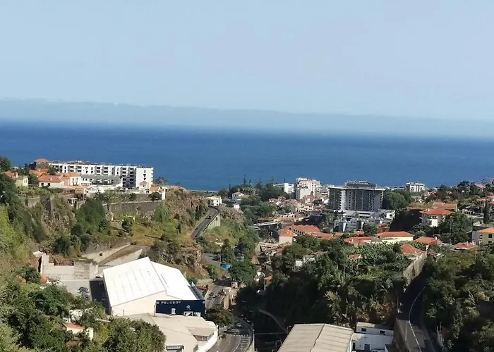 Enchanting And Cozy Achada Palace شقة فونشال