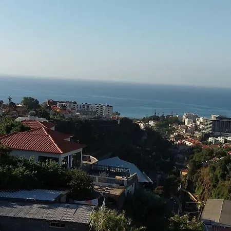 Enchanting And Cozy Achada Palace * Funchal