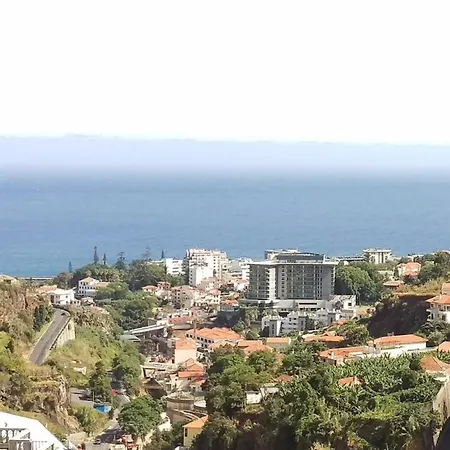 Daire Enchanting And Cozy Achada Palace